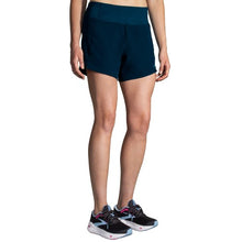 Load image into Gallery viewer, Women&#39;s Brooks Chaser 5&quot; Short
