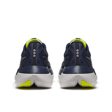 Load image into Gallery viewer, Men's Saucony Endorphin Trainer