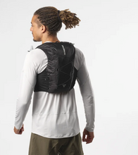 Load image into Gallery viewer, Salomon Active Skin 8 Vest

