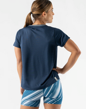 Load image into Gallery viewer, Women's Rabbit Race Pace Tee