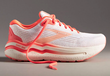 Load image into Gallery viewer, Women's Brooks Ghost Max 2