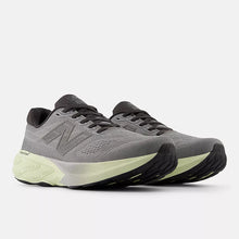 Load image into Gallery viewer, Men's New Balance 880v15