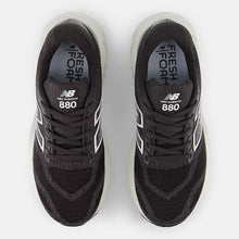 Load image into Gallery viewer, Women's New Balance 880v15