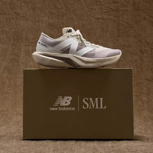 Load image into Gallery viewer, Mens New Balance FuelCell Rebel v4
