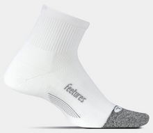 Load image into Gallery viewer, Feetures Elite  Quarter Length Light Cushion