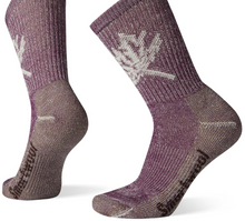 Load image into Gallery viewer, Womens Smartwool Classic Edition Hike Light Cushion Crew Height