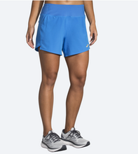 Load image into Gallery viewer, Women&#39;s Brooks Chaser 5&quot; Short
