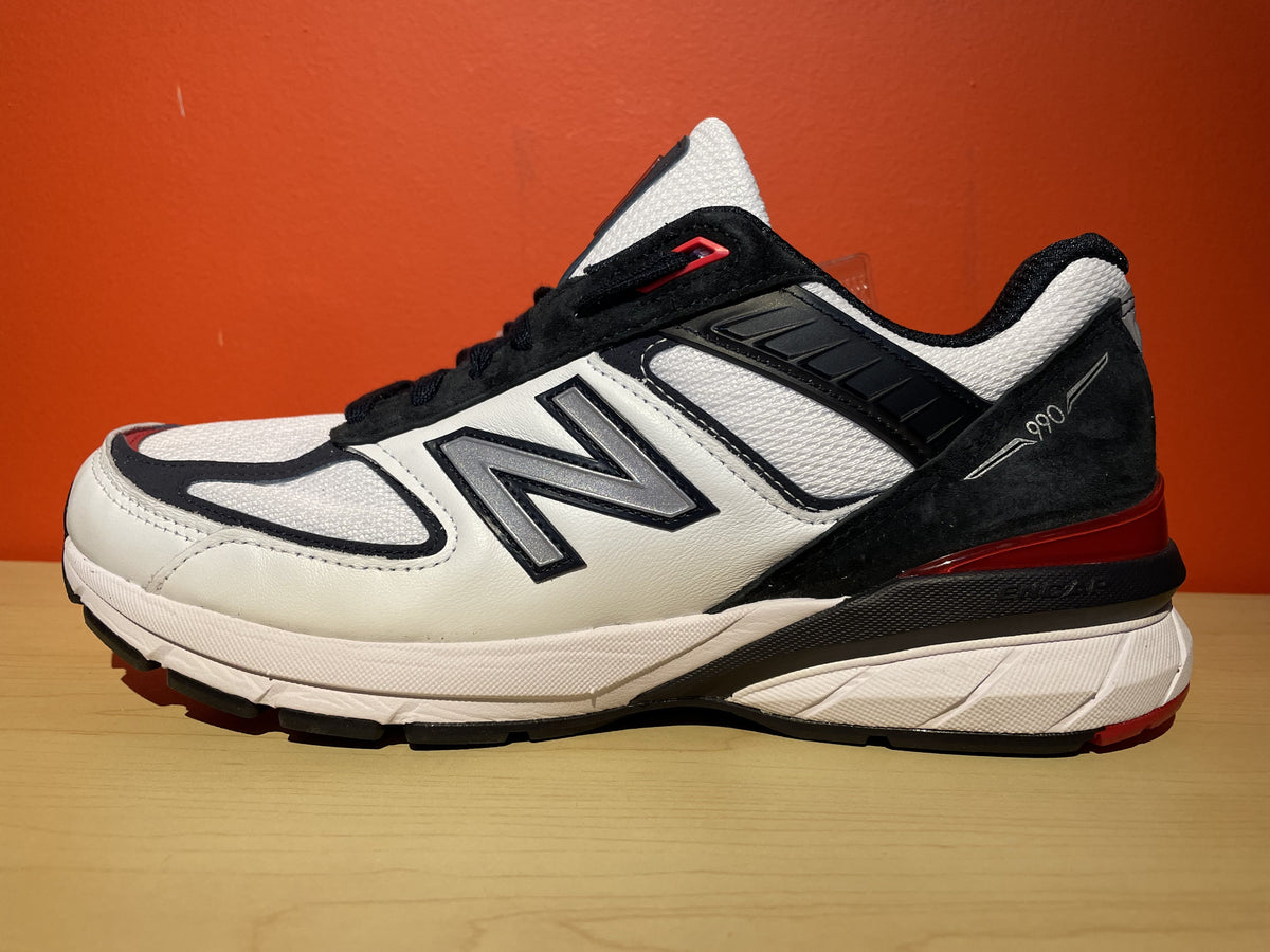 Men s New Balance 990V5 City Park Runners