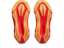 Load image into Gallery viewer, Women&#39;s Asics Novablast 5
