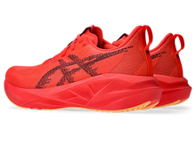 Load image into Gallery viewer, Women&#39;s Asics Novablast 5
