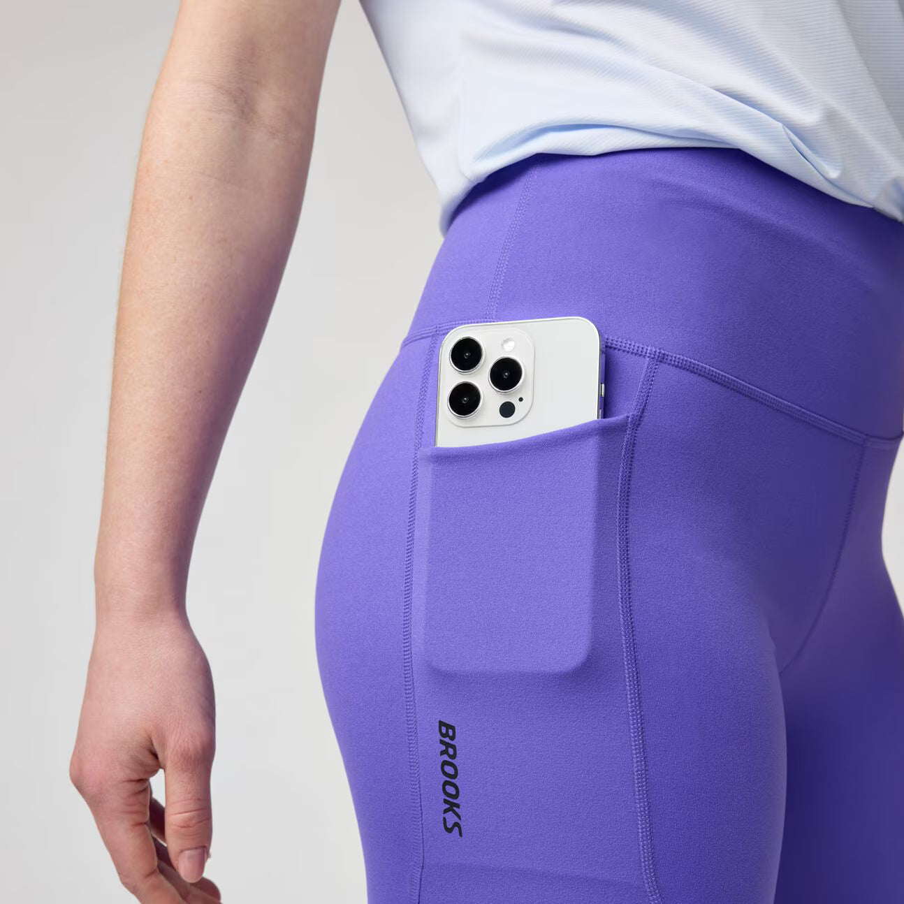 Women's Brooks Chaser 7" Short Tight