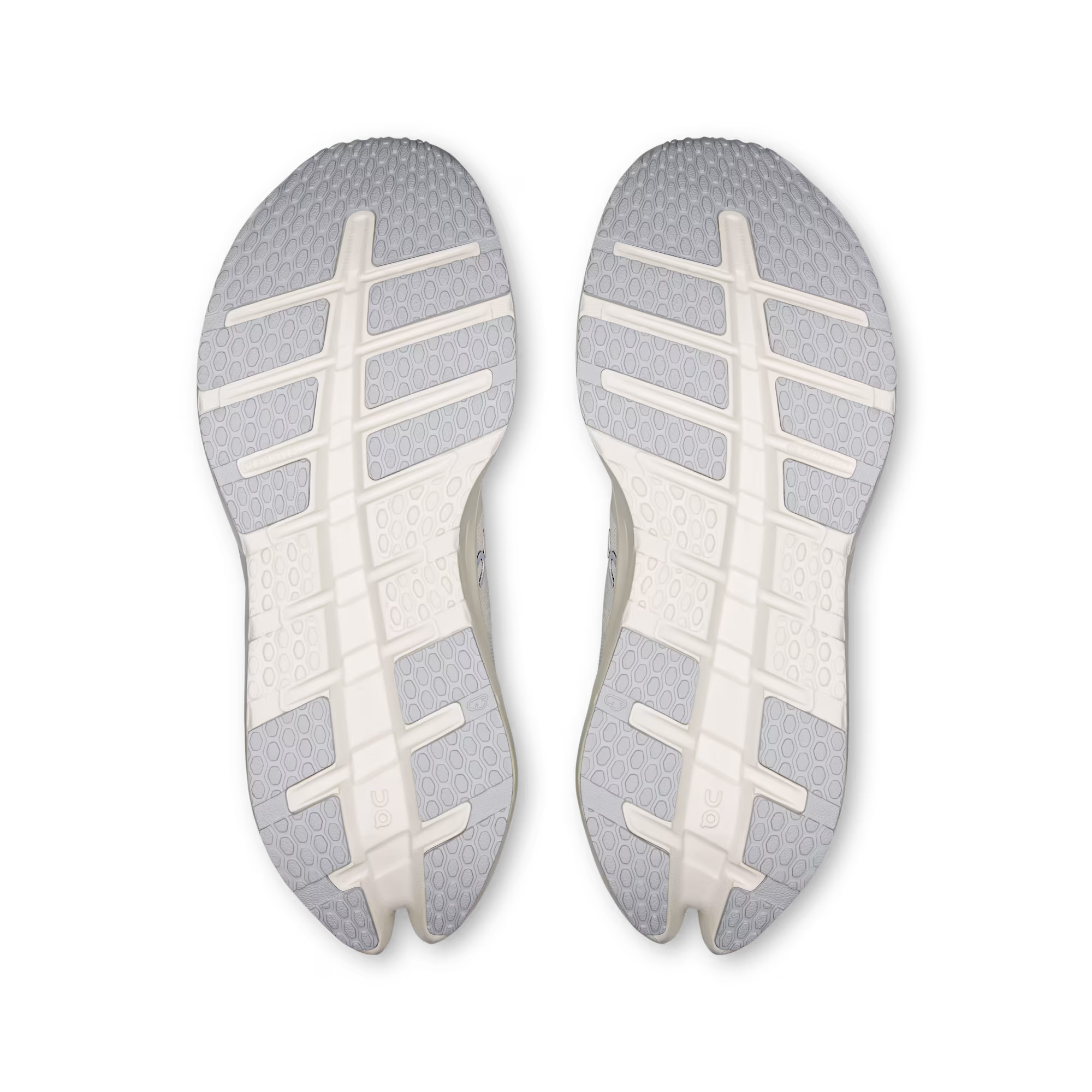 Women's ON Cloudrunner 3