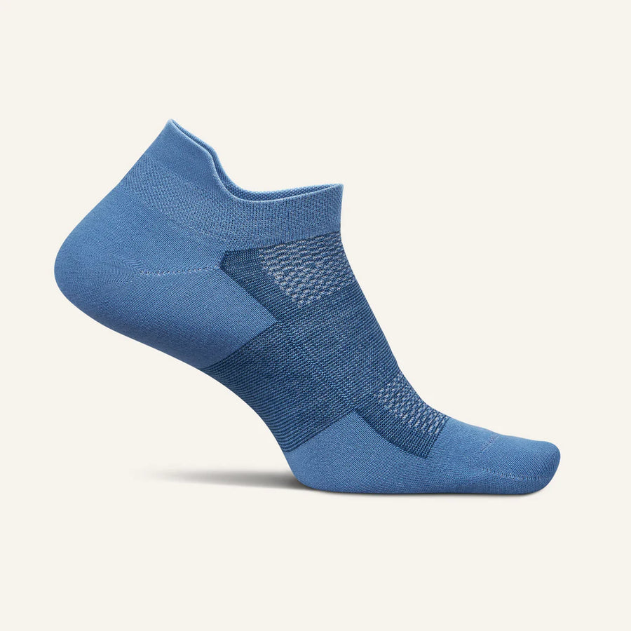 Feetures High Performance Ultra Light No Show Tab Sock