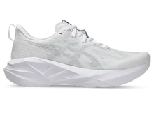 Load image into Gallery viewer, Women&#39;s Asics Novablast 5
