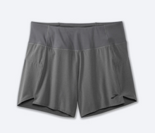 Load image into Gallery viewer, Women&#39;s Brooks Chaser 5&quot; Short
