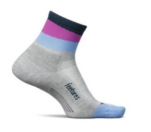 Load image into Gallery viewer, Feetures Elite Ultralight Quarter Sock
