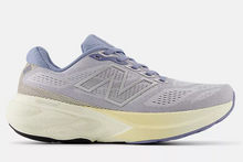 Load image into Gallery viewer, Women&#39;s New Balance 880v15
