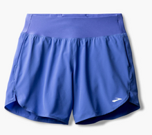 Load image into Gallery viewer, Women&#39;s Brooks Chaser Short 7&quot; 2.0 Shorts
