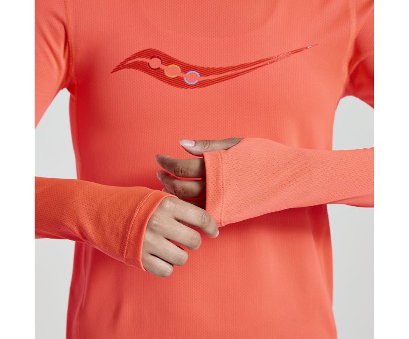 Women's Saucony Stopwatch Graphic Long Sleeve Shirt